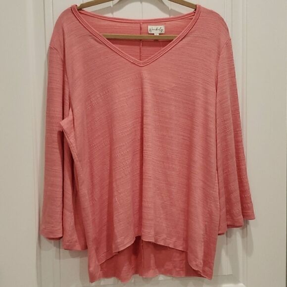 ✨️Wonderly womans blouse,  NWT,  size large✨️ - Picture 1 of 5
